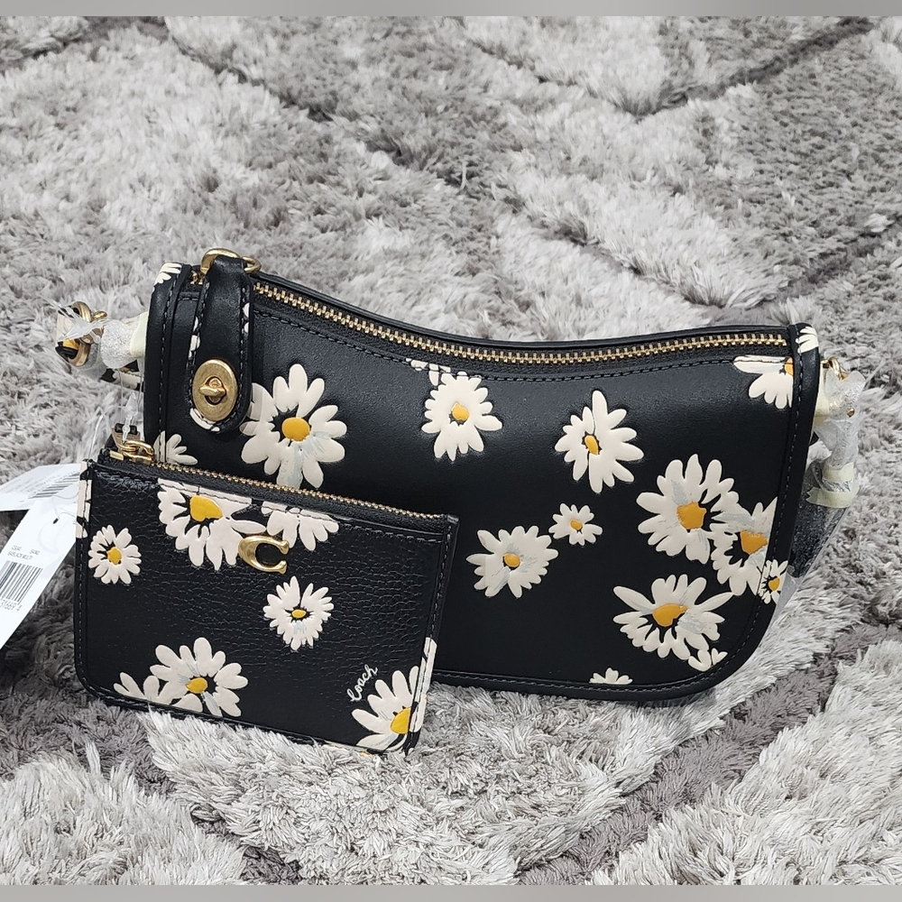 Coach Mini Skinny Id Case With Floral Print - Picture 5 of 7